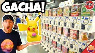 Japan's World Record Gachapon Store! Thousands of Gacha Machines! Let's Buy Some Gachapon!