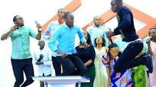 iyo mugihugu cya usi   / NAVUYE MUNDA YA MAMA NZASUBIRA MUNDA YISI byose byatanzwe@himbazaworship tv