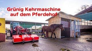 Pferdehof, Pferdeäpfel aufsammeln / entmisten leicht gemacht mit der Grünig Kehrmaschine