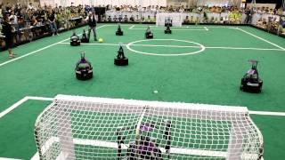 RoboCup finale 2015 Tech United vs. Water