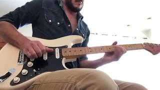 Short working demo of a 1976 Fender Stratocaster