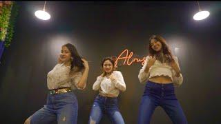 Desperado dance cover | Twink Carol, Shanti Rehman , Aritri | Desperado by raghav