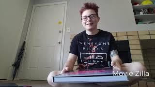 GORILLAZ ALMANAC UNBOXING FOR MY BIRTHDAY!! 