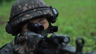 US and South Korean infantry soldiers train in the pouring rain