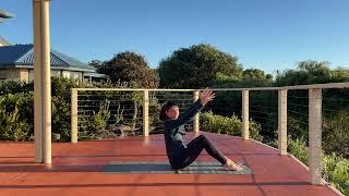 Събуди се с йога. 40 минути практика | Йога с Таня