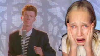 Rickrolling my LITTLE SISTER.. (she hates me)