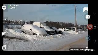 Снег при ясной погоде в -14°с