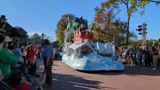 Christmas parade Disney