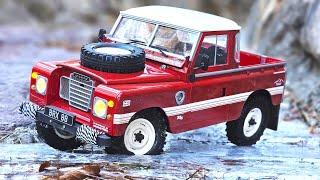 Boom Racing Land Rover® Series III 88 Pickup BRX02 88 - winter rock crawling ASMR