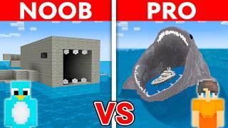 NOOB vs PRO: BLOOP House Build Challenge in Minecraft