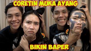 PRANK CORETIN MUKA AYANG PAS LAGI SKINCAREAN | SAMPEK MARAH