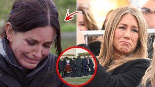 Jennifer Aniston And Courteney Cox Emotional Moments From Matthew Perry's Funeral | Try Not To Cry