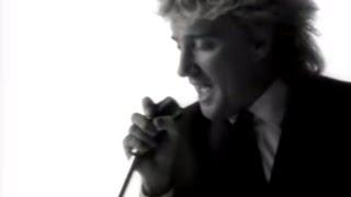 Rod Stewart - This Old Heart of Mine (with Ronald Isley) (Official Video)