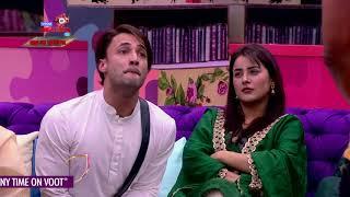 Bigg Boss 13 Review: Asim Shows His Shoes To Siddharth, Siddharth Loses Temper