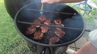 KosmoQ Dirty Bird vs Uncle Steve’s Gator Shake chicken thigh shoot out on the Pit barrel