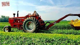 Classic TRACTORS Making Hay