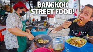 Bangkok Street Food - $2 SPICY SQUID!! | Real Local Thai Food!