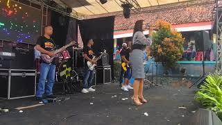 KERAMAT ( H.Rhoma Irama ) Cover Lusy Vallen DELTA MUSIK Live SDN TIPAR CIKIDANG