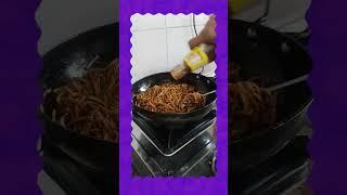 yummy noodles ,️#shorts #short video #youtubeshorts #seema Rathi