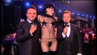 BRITS 2016 Ant and Dec photobomb - Sadie Pinn