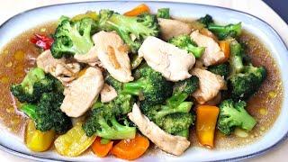 Tumis brokoli ayam filet yang simpel gurih banget gak kalah rasanya seperti di restaurant