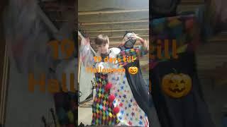 Reaper & clown dancing to Halloween countdown