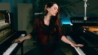 Sarah Coponat - Paris ( Double piano improvisation performance )