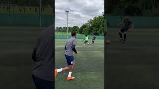 #footballtrick #soccertrick #skillz #footballskills #soccergoals #footballaddict #soccerlife #frees