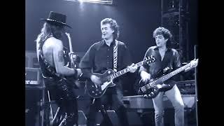 Jimmy Page w/ Bon Jovi - Train Kept A Rollin (London 1990)