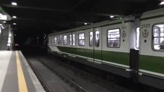 ET245 et AnsaldoBreda Leonardo : A la station Loreto sur la ligne 2 du métro de Milan