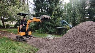 KIINALAINEN MINIKAIVURI, SYMPAATTINEN KUIN KAUPPAROBOTIT! @Petrolvein1987 #excavating #diy