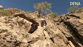 A difficult path in the nomadic mountains of Iran