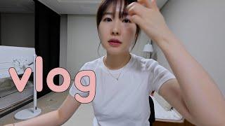 [vlog] 간호사 일상 브이로그. 차지키소스(그리스쌈장) 만들기/충격몸무게..!/주전부리먹방/지옥의 천국의계단/아구찜/사과/과자/아이스크림/올리브영 언박싱/메디힐 흔적패드 추천