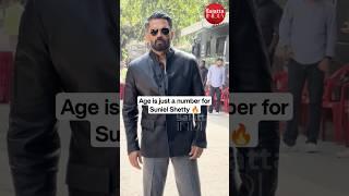 Who will say #sunielshetty is 62 years? Looks dapper in all black look  #galattaindia