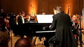 Philipp Maier conducts and plays D. Foster: Concerto in G