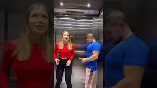 GIRL SURPRISED  Bodybuilding In The EleVater _Screem_Shock Reaction @shmeksss.shannel