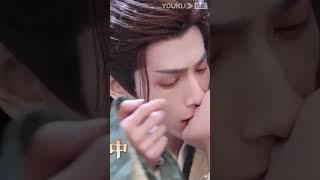 罗云熙白鹿亲到嘴糊，导演看入迷忘记喊“cut”！#TillTheEndofTheMoon #长月烬明 #罗云熙 #白鹿 #陈都灵 #Shorts