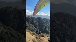 Bhago bhago bhago #birbillingparagliding #paragliding #subscribe #virelshorts