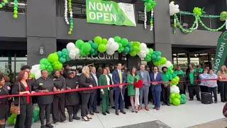 FreshTake grocery store holds ribbon-cutting, grand opening