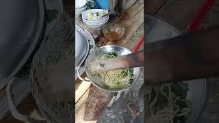 Cuma jualan mie ayam surungan omset 15 juta sebulan#mieayam#mieayamviral#shorts #shortvideo