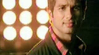 Bekaraar (Uncut Promo Song) | Paathshaala | Shahid Kapoor & Ayesha Takia