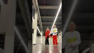 Lisa and Lena TikTok dance