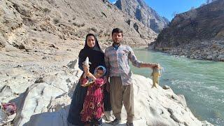 Atabek and Shahin and Afsaneh Riverside Adventure By Fishing and prospecting: Part1