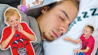 MailMan Won't WAKE UP! Trying To Wake Sleeping Mail Man With Kids Fun TV!