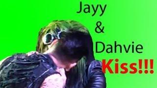 Jayy and Dahvie Kissing!!!
