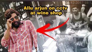 ALLU ARJUN IN GOA BUYING WINE |  # short #shorts #alluarjun #puspa  #AlluArjunGoaWine #factvibes