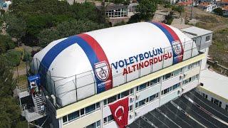 VOLEYBOLUN ALTINORDU'SU SALONUNA KAVUŞUYOR