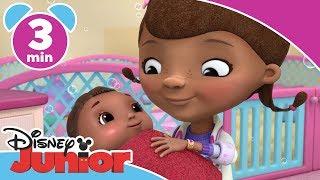 Doktor McStuffins  | Bebis-docka badar första gången! - Disney Junior Sverige