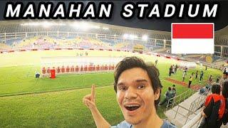 ORANG PRANCIS  PERTAMA KALI KE STADION MANAHAN SOLO DAN KONDISI RUMPUT SEBELUM TIMNAS INDONESIA MAIN