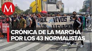 Normalistas protestan en antimonumento a los 43 estudiantes desaparecidos de Ayotzinapa